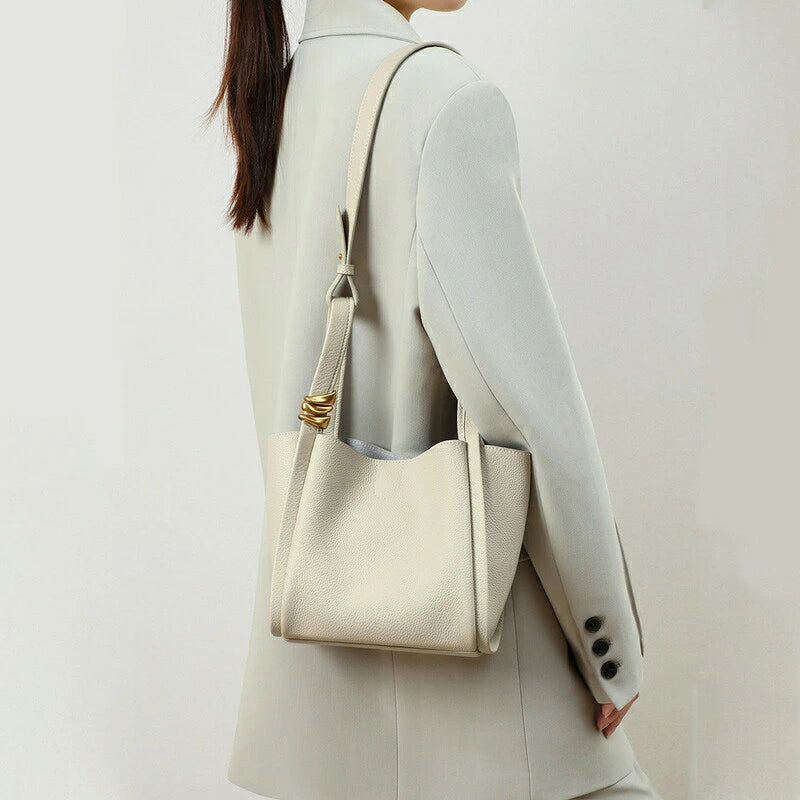 LUNEA バケットバッグ